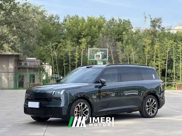 Lynk & Co 900 2.0T Ultra 6-Seater
