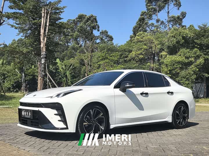 Lynk & Co 03 1.5T DCT Champion Edition Pro