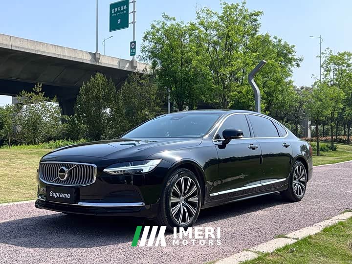 Volvo S90 B5 Intelligent Luxury Edition - ავტომობილი ჩინეთიდან