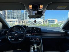 Hyundai Elantra 1.5L CVT Luxury - ფოტო 10