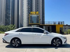 Hyundai Elantra 1.5L CVT Luxury - ფოტო 4