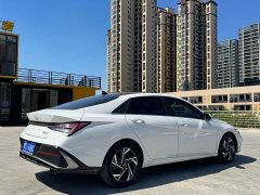 Hyundai Elantra 1.5L CVT Luxury - ფოტო 7