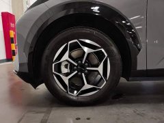 Zeekr X Five-Seat Rear-Wheel Drive - ფოტო 17