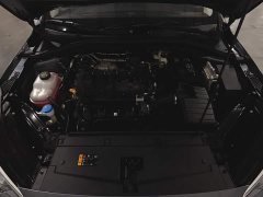 SAIC MG i5 2023 1.5L Manual Comfort Edition - ფოტო 6