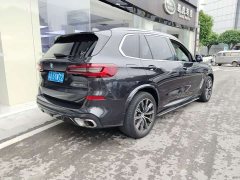 BMW X5 xDrive 30Li M Sport Package - ფოტო 3