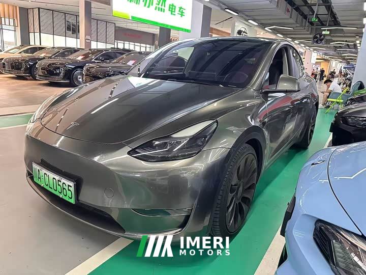 Tesla Model Y Performance All-Wheel Drive