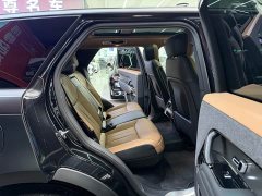 Land Rover Range Rover Sport 400PS Dynamic SE - ფოტო 17