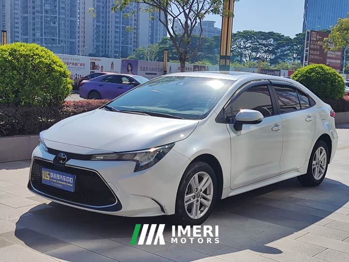 Toyota Corolla 1.8L CVT Luxury - ავტომობილი ჩინეთიდან
