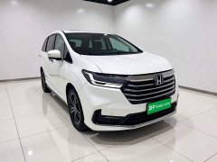 Honda Odyssey 2022 2.0L e:HEV Sharp Radiance Edition - ფოტო 3