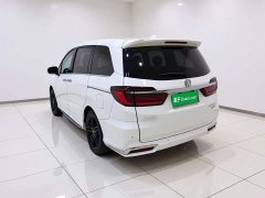 Honda Odyssey 2022 2.0L e:HEV Sharp Radiance Edition - ფოტო 4