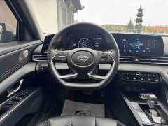 Hyundai Elantra 2021 1.5L CVT Luxury - ფოტო 17