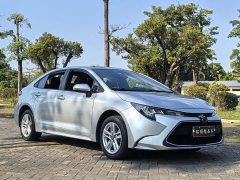 Toyota Corolla 1.8L CVT Luxury - ფოტო 3