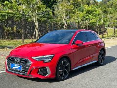Audi A3 2022 Sportback 35 TFSI Fashion Sport - ფოტო 1