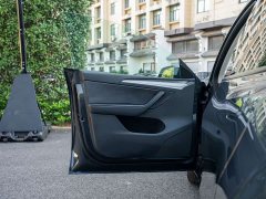Tesla Model Y Rear-Wheel Drive - ფოტო 13