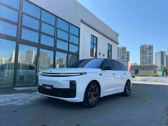 Li Auto L7 Pro - ფოტო 1