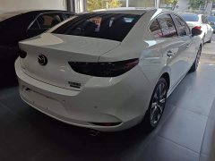 Mazda3 Axela 2.0L Automatic Brilliant Edition - ფოტო 3