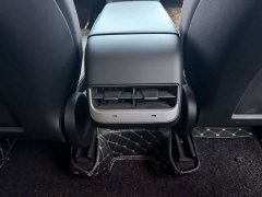 Tesla Model Y Rear-Wheel Drive - ფოტო 12