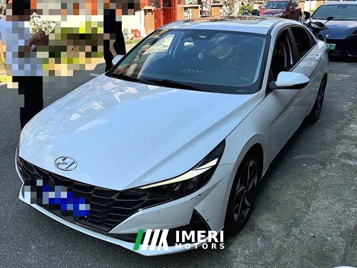 Hyundai Elantra 2021 1.5L CVT Luxury - ავტომობილი ჩინეთიდან