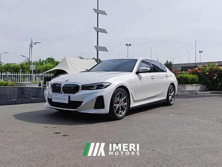 BMW i3 eDrive 35 L