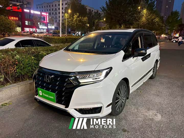 Honda Odyssey 2.0L e:HEV Luxury - ავტომობილი ჩინეთიდან