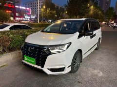 Honda Odyssey 2.0L e:HEV Luxury - ფოტო 1