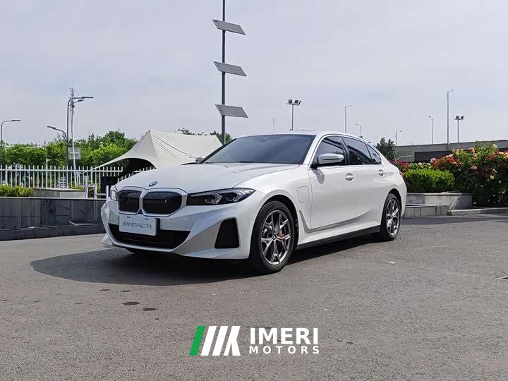 BMW i3 eDrive 35 L