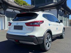 Nissan Qashqai 2.0L CVT XV Premium Luxury - ფოტო 6