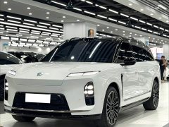 NIO ES8 Six-Seat Executive Signature Edition - ფოტო 1