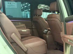NIO ES8 Six-Seat Executive Signature Edition - ფოტო 10