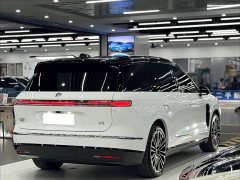 NIO ES8 Six-Seat Executive Signature Edition - ფოტო 6