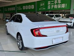 Hyundai Mistra 1.8L CVT LUX Luxury Edition - ფოტო 14