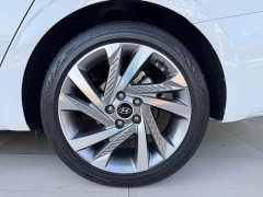 Hyundai Mistra 1.8L CVT LUX Luxury Edition - ფოტო 17