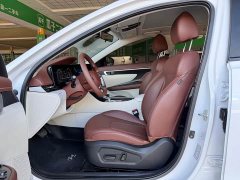 Hyundai Mistra 1.8L CVT LUX Luxury Edition - ფოტო 5