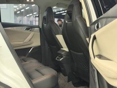 Lynk & Co Geely Lynk & Co 06 EM-P 2023 1.5T Remix PHEV Pro - ფოტო 10