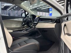 Lynk & Co Geely Lynk & Co 06 EM-P 2023 1.5T Remix PHEV Pro - ფოტო 9
