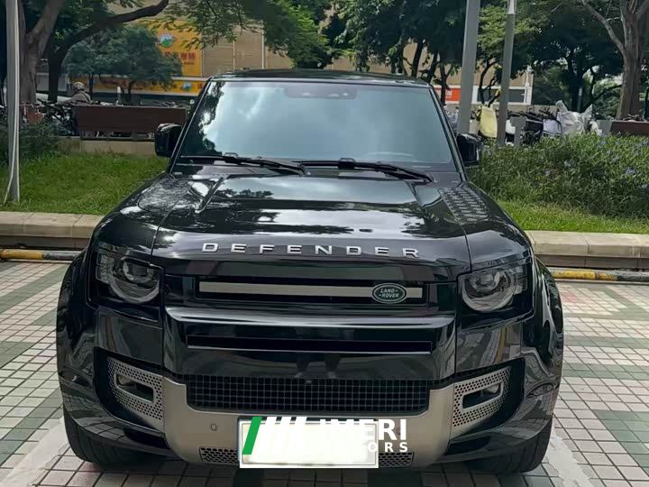 Land Rover Defender 110 P400 X-DYNAMIC HSE