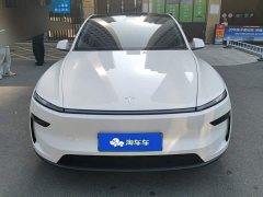 Tesla Model Y Rear-Wheel Drive Launch Edition - ფოტო 2