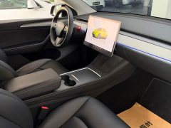 Tesla Model Y Rear-Wheel Drive - ფოტო 4