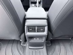 Honda CR-V 240TURBO FWD Luxury 5-Seater - ფოტო 11