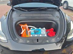Tesla Model Y Rear-Wheel Drive - ფოტო 9