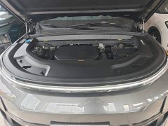 Li Auto L8 Pro - ფოტო 10