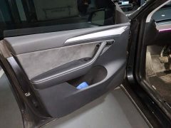 Tesla Model Y Rear-Wheel Drive - ფოტო 6