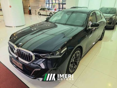 2025 BMW 5 Series 530Li Luxury M Sport Package - ავტომობილი ჩინეთიდან