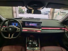 BMW 5 Series 530Li Luxury M Sport Package - ფოტო 10