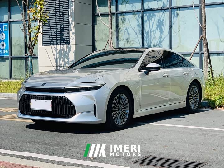 Toyota Crown (Imported) 2024 2.5L Supreme Edition - ავტომობილი ჩინეთიდან