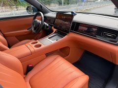 Aito M7 EREV Max Long-Range Edition 6-seater (192-line LiDAR) - ფოტო 11