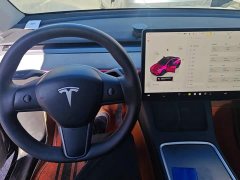 Tesla Model Y Rear-Wheel Drive - ფოტო 12