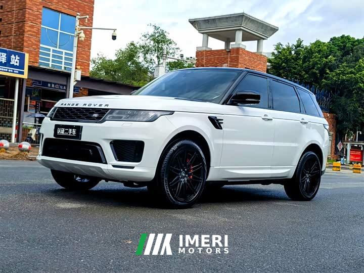 Land Rover Range Rover Sport 3.0 L6 HSE DYNAMIC