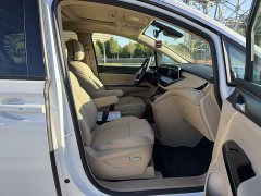 Buick GL8 New Energy Lusang Respect Edition - ფოტო 15