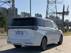 Buick GL8 New Energy Lusang Respect Edition - ფოტო 7